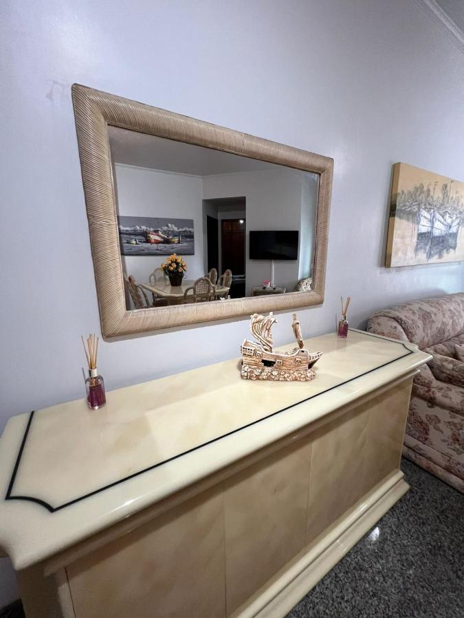Apartamento No Guaruja Enseada A Beira Mar, Otima Localidade E Com Ar Condicionado Εξωτερικό φωτογραφία